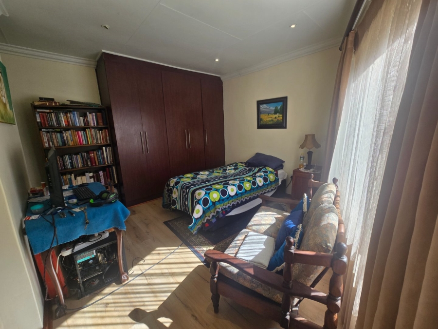 5 Bedroom Property for Sale in Dan Pienaar Free State